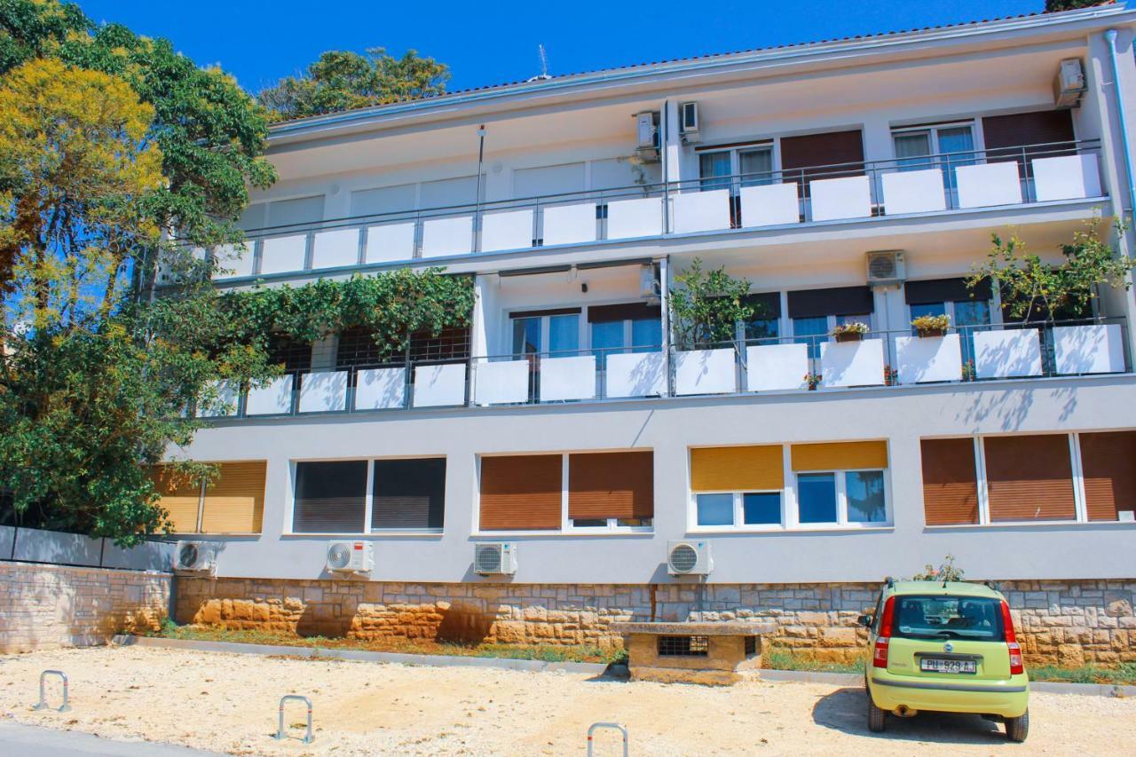 City Center Studio 4 Two Pula Dış mekan fotoğraf